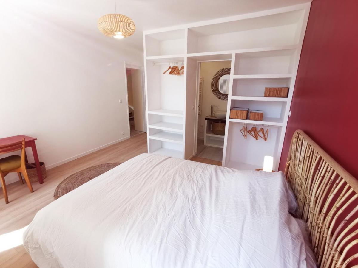 Le Saint Christophe - Mairie D'Aubervilliers Ligne 12 Room photo